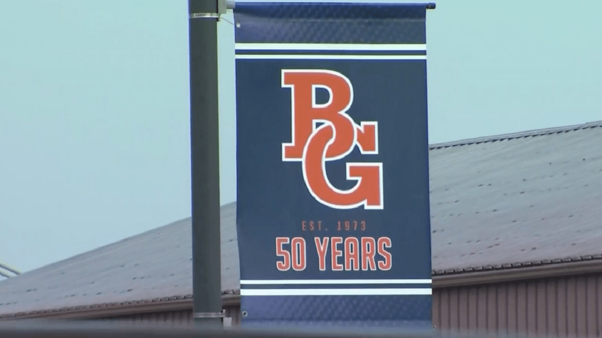 Buffalo Grove High School Students Return to Class Following Fire NBC