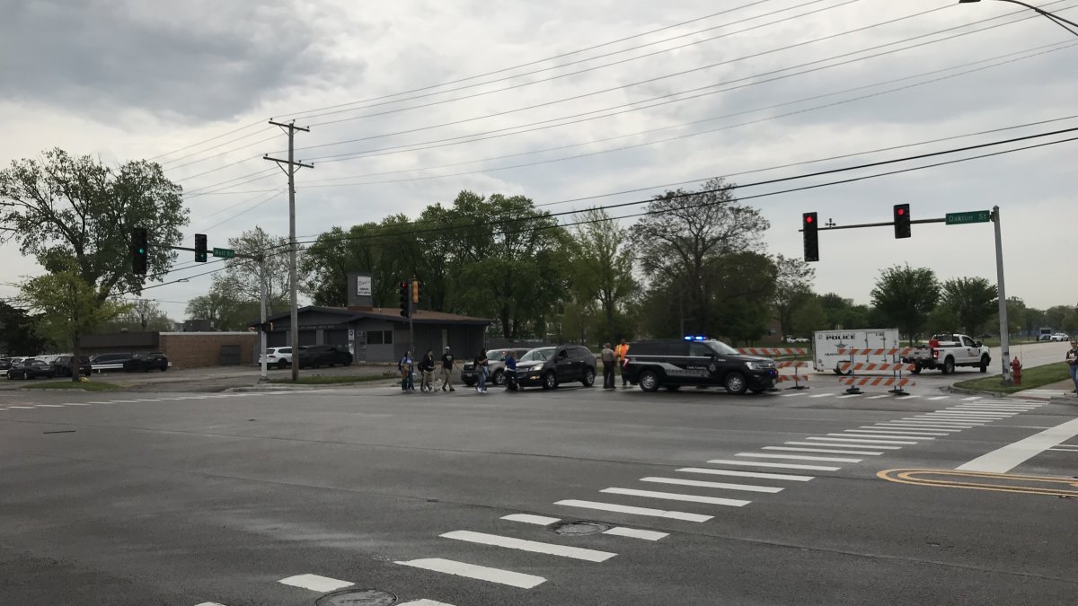 Des Plaines Police Respond to Incident at Maine West High School – NBC ...