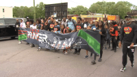 Hundreds Call for End to Gun Violence in Chicago at Peace March