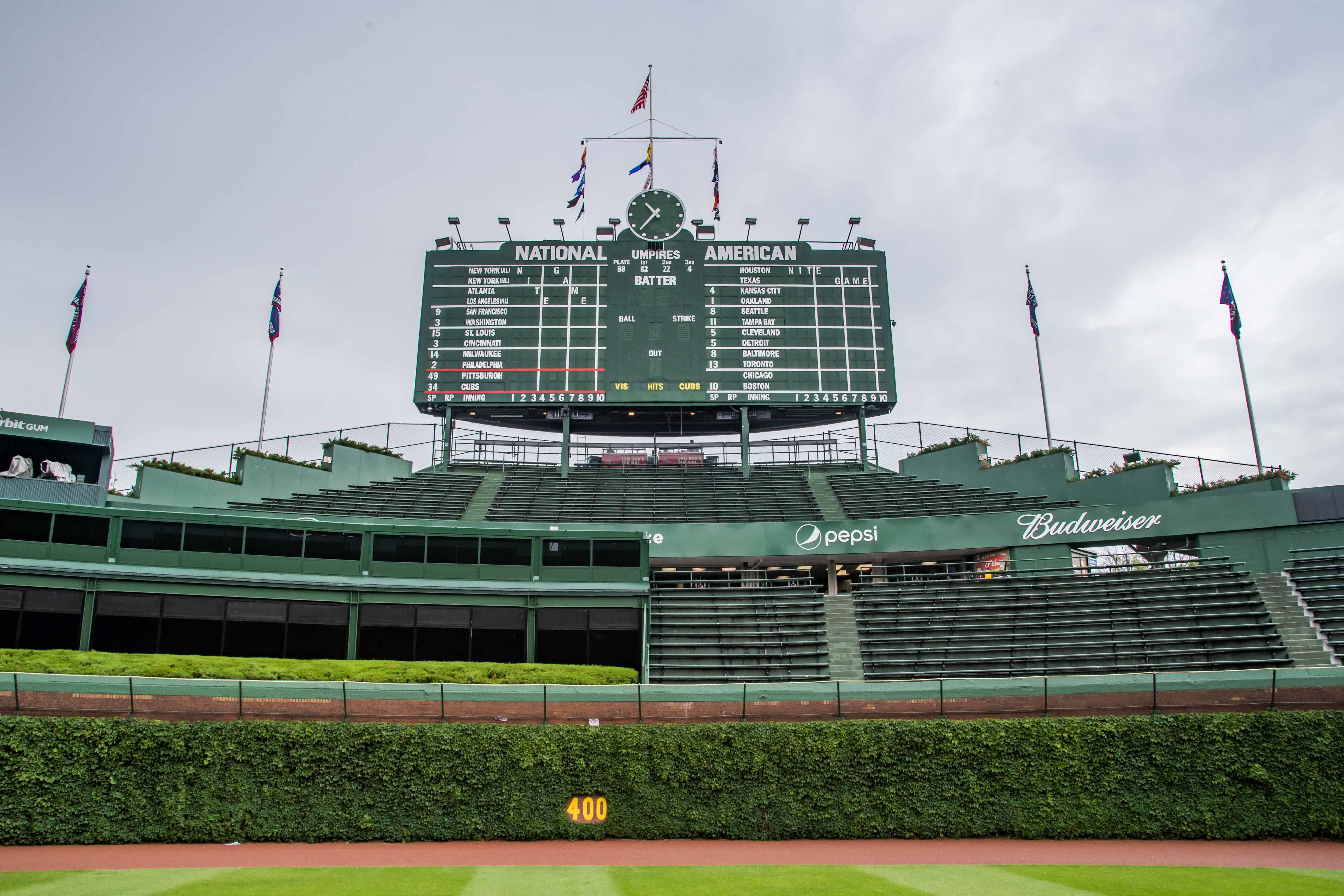 Fans have the chance to play golf at Wrigley Field this summer