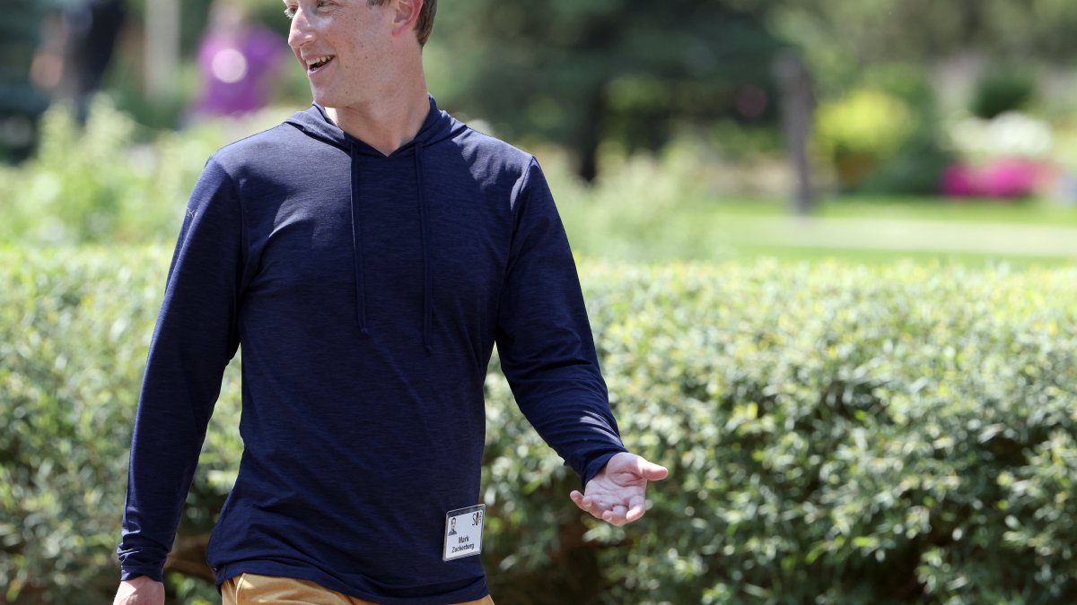 Meta CEO Mark Zuckerberg Touts to Employees 'Incredible Breakthroughs' the Company Has Seen in A.I. – NBC Chicago - Vimarsana News