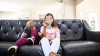 6 tips to help children navigate social media from a psychiatrist