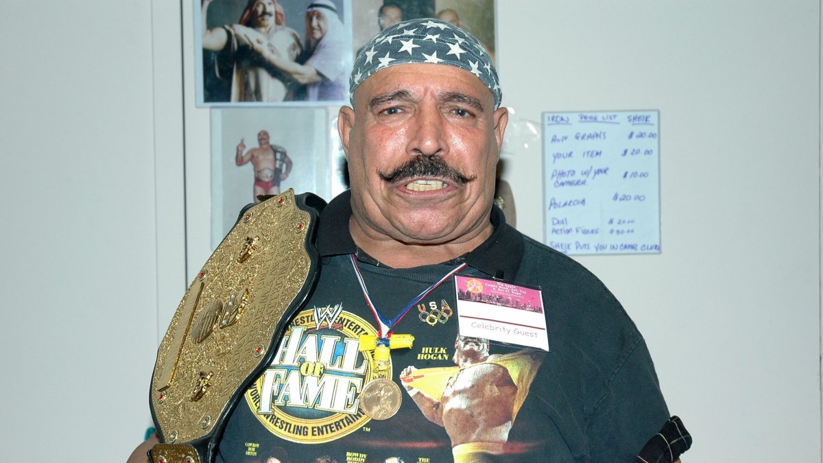 The Iron Sheik, former pro wrestler, dies at 81 – NBC Chicago - Vimarsana News