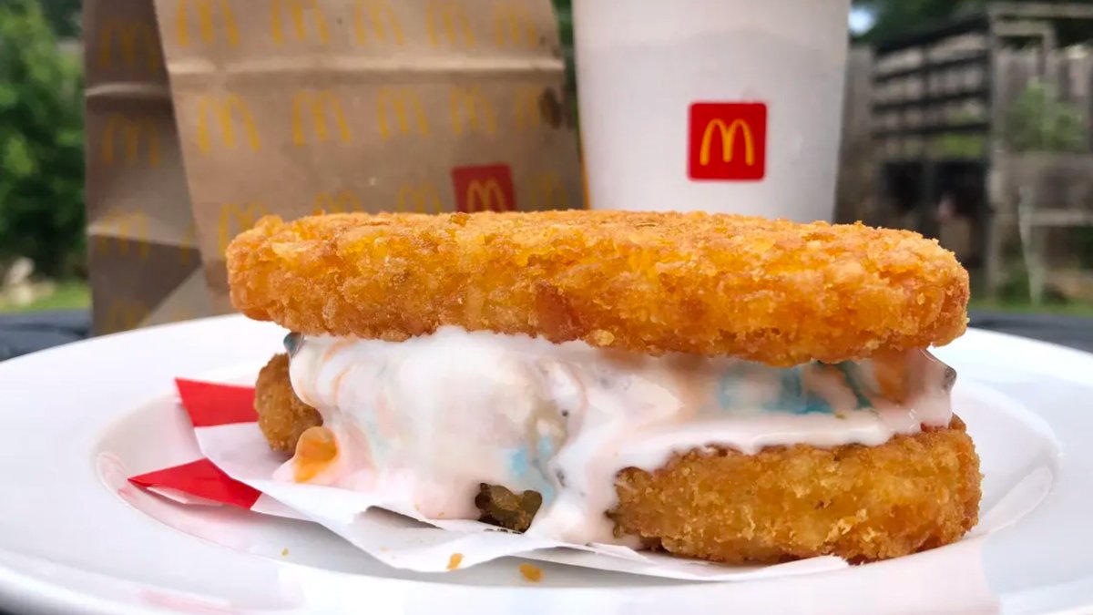 McDonald's McFlurry Hash Brown Sandwich Review – NBC Chicago - Vimarsana News