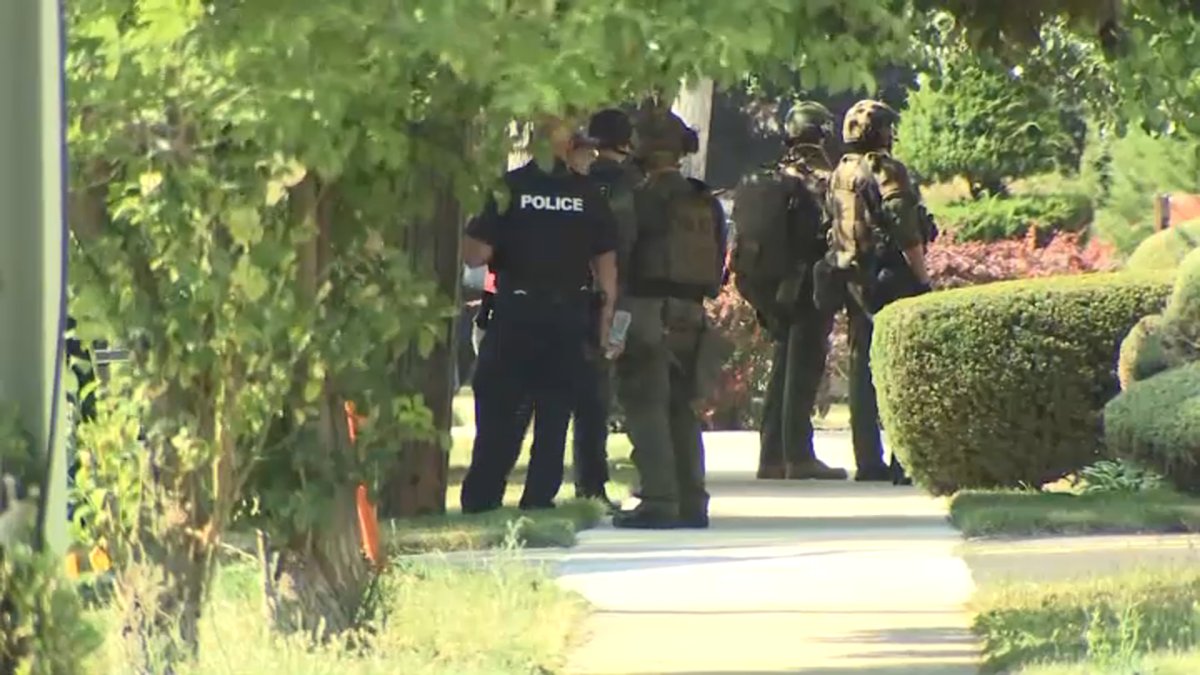 Armed suspect barricaded inside Schiller Park home following domestic dispute, police say