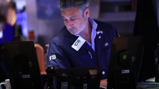 Treasury Yields Dip as Investors Await June’s Jobs Report