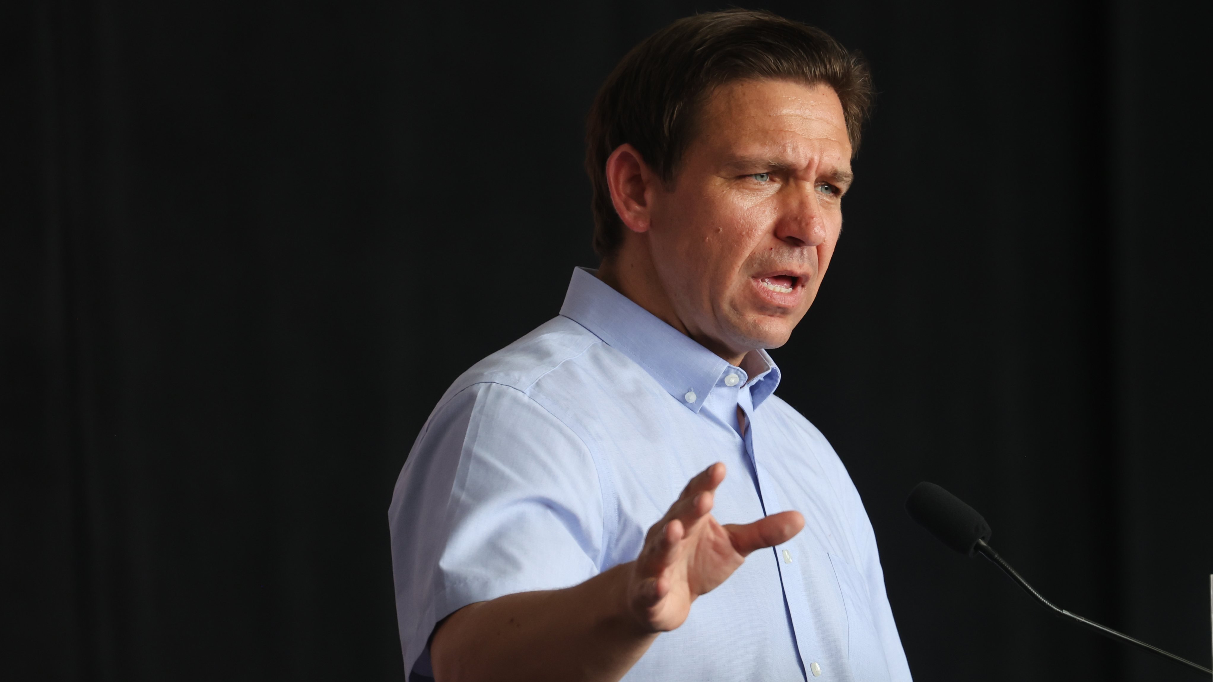 Ron DeSantis fires roughly a dozen staffers in a campaign shake-up - Vimarsana News