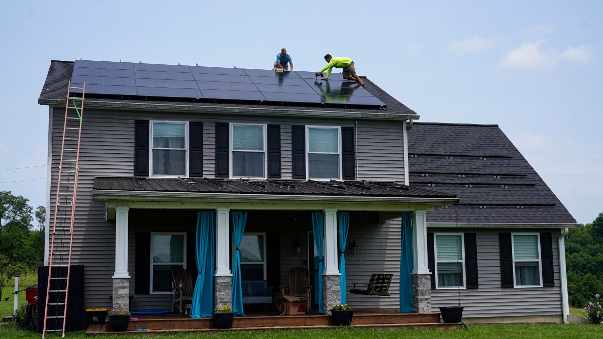Inflation Reduction Act is already turbocharging clean energy tech – NBC Chicago - Vimarsana News