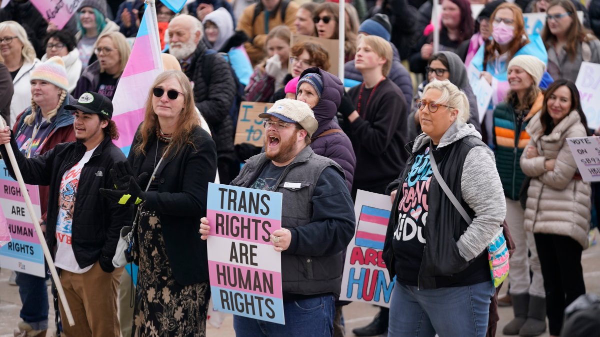 Millions in queer community brace for impact from anti-LGBTQ+ laws – NBC Chicago - Vimarsana News