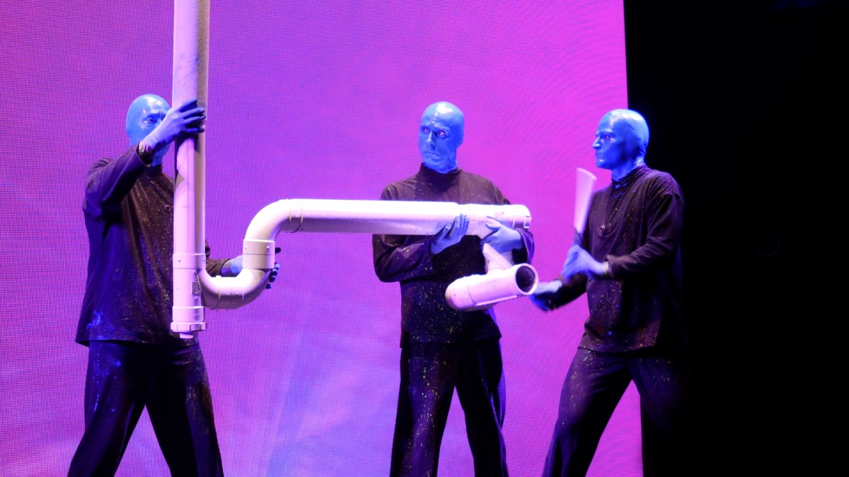 Blue Man Group elevates theatrical performance with visual technology