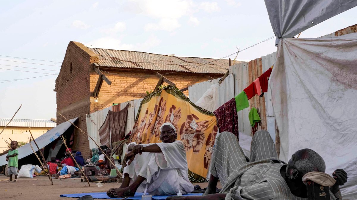UN says raging conflict in Sudan has displaced over 3 million people – NBC Chicago - Vimarsana News