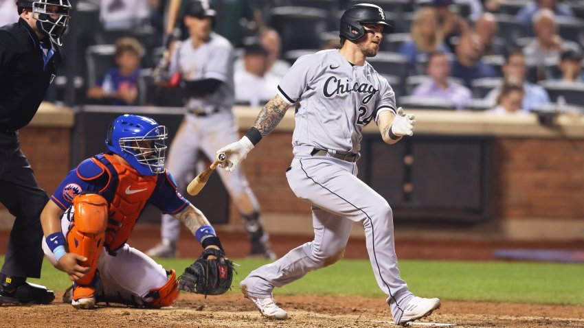 NEW YORK, NEW YORK – JULY 18: Yasmani Grandal #24 of the Chicago White Sox hits a two run single in the seventh inning against the New York Mets at Citi Field on July 18, 2023 in New York City. (Photo by Mike Stobe/Getty Images)