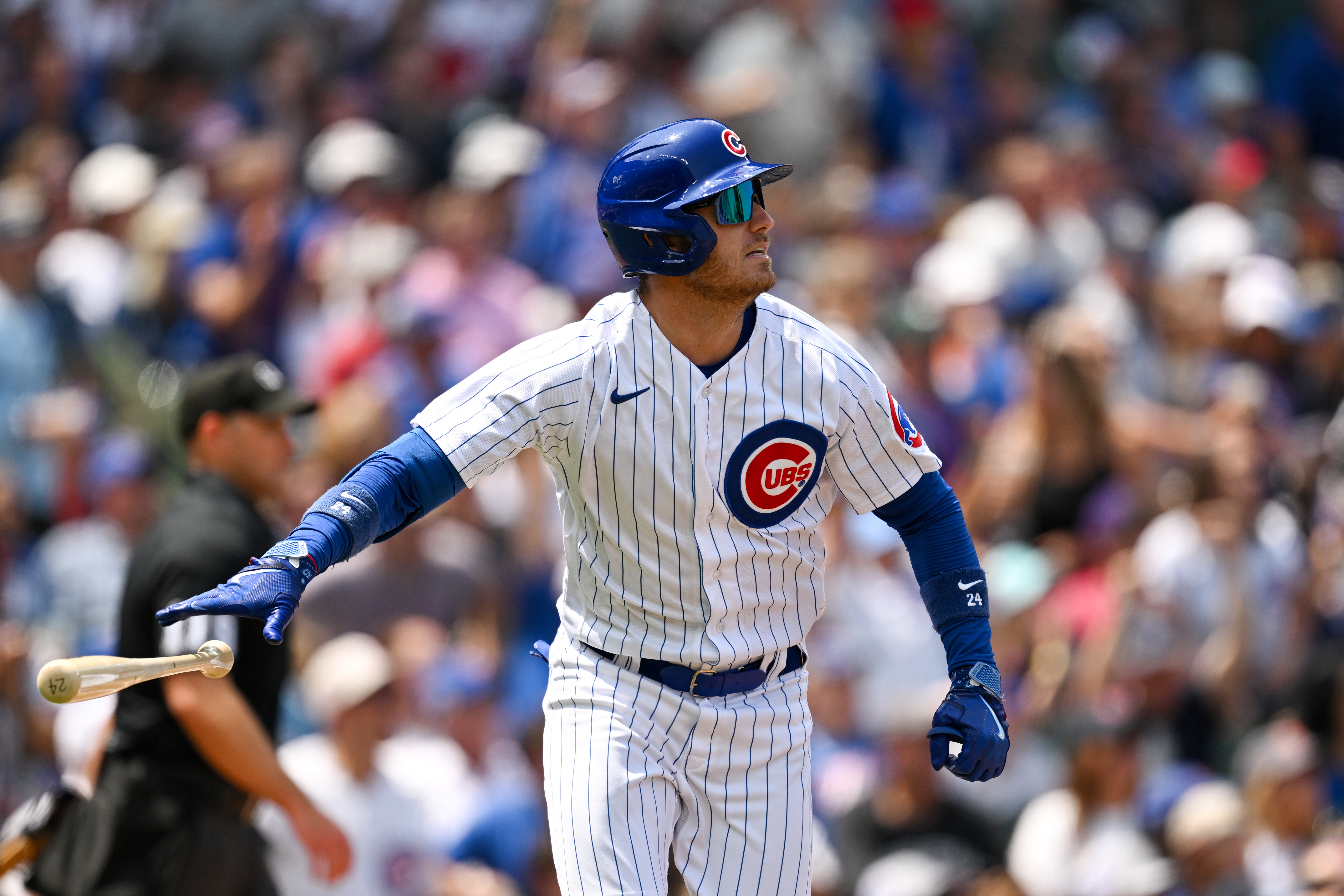 Cubs defeat Pirates in Little League Classic