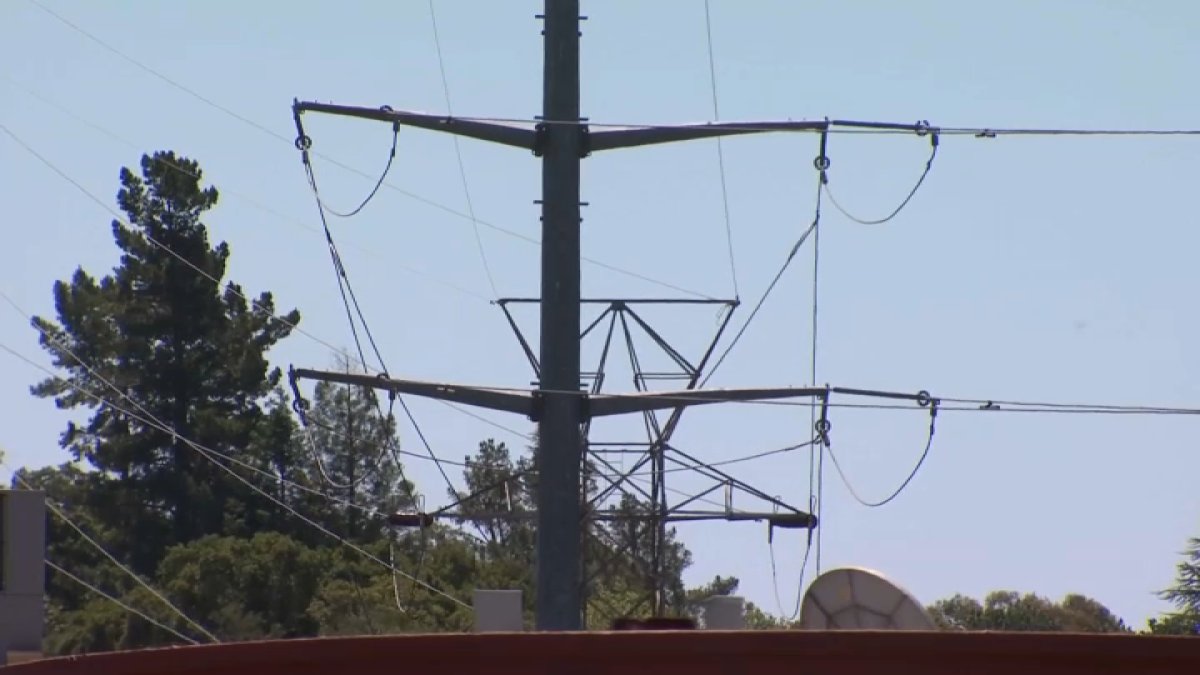 Residents in Tinley Park, Orland Park asked to conserve electricity by ComEd Residents in Tinley Park, Orland Park asked to conserve electricity by ComEd