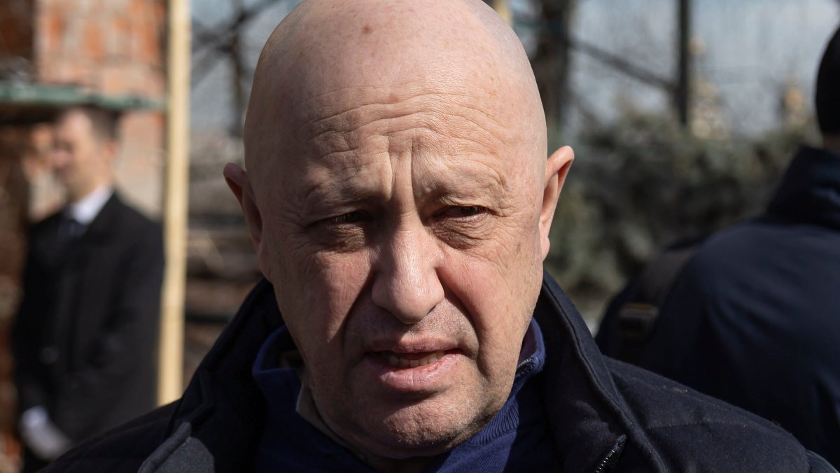 Putin says Prigozhin 'made serious mistakes' in first remarks since plane crash that likely killed the Wagner boss – NBC Chicago - Vimarsana News