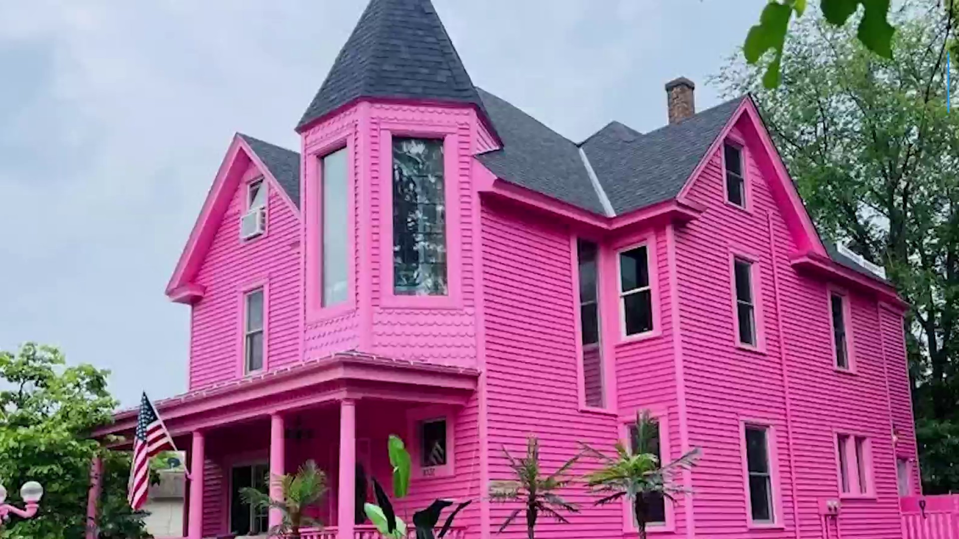 See inside this 'Barbie' house hitting the market in Wisconsin