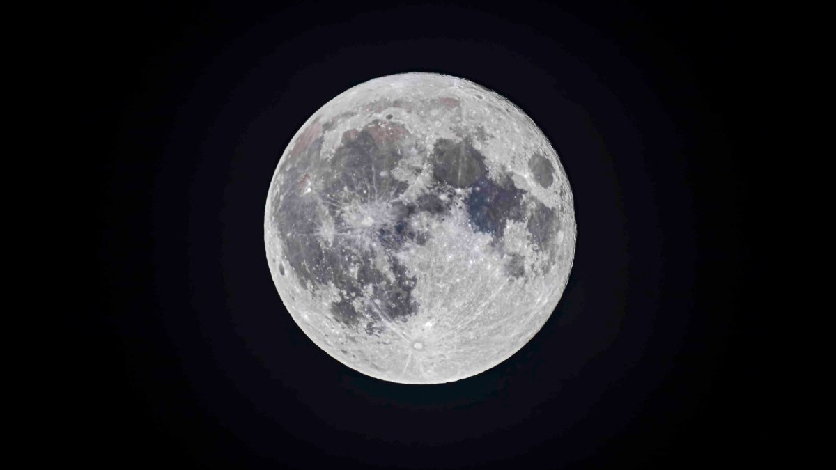本周将升起2023年的最后一轮满月——“寒月”，吸引人眼球的夜空景象