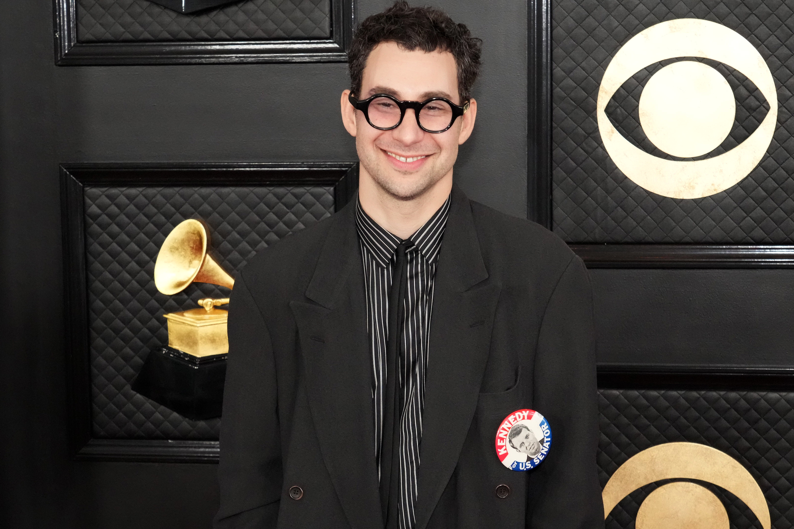 Everything you need to know about Jack Antonoff – NBC Chicago - Vimarsana News