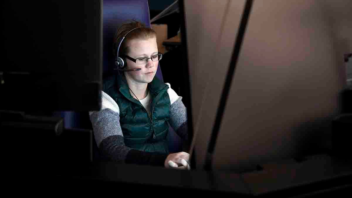 Many big US cities turn to civilian teams to answer mental health crisis calls – NBC Chicago - Vimarsana News