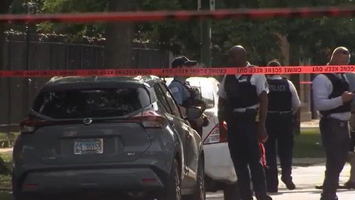 Woman killed, toddler among 3 others wounded in Auburn Gresham shooting ...