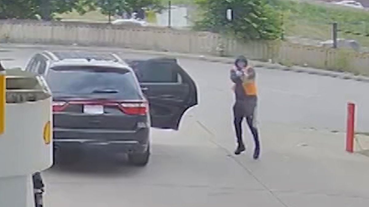 Shocking surveillance video shows moment of deadly shooting in Gresham