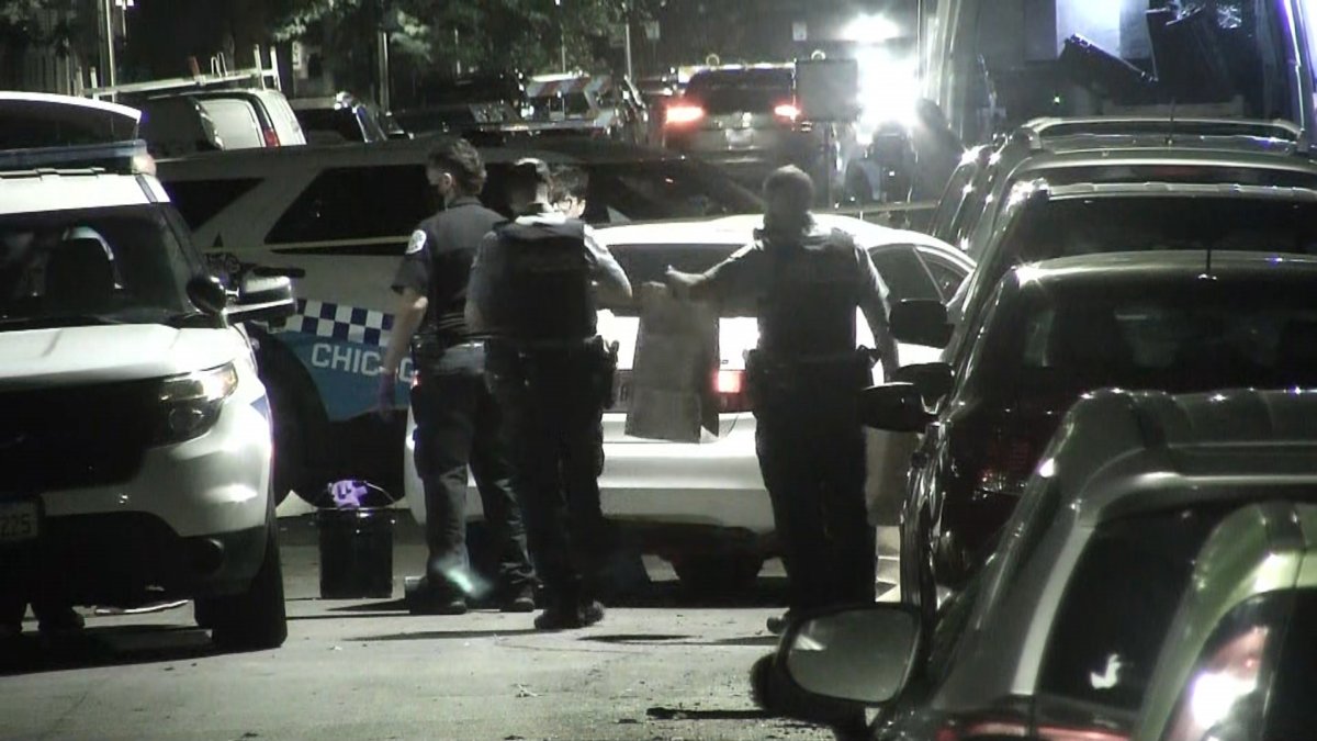 Man shot, killed while driving in West Ridge