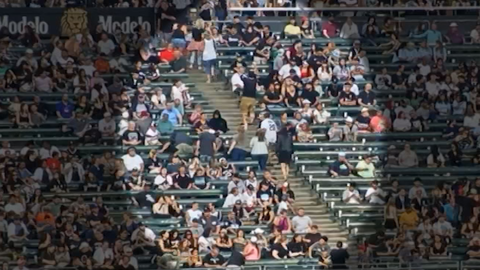 2 women injured in shooting during Chicago White Sox game