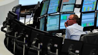 European markets head for lower open as sentiment sours slightly