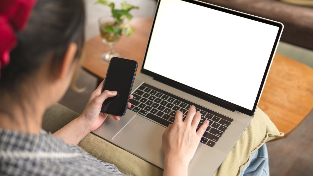 CEO, ex-NSA hacker says 'people hate' this advice—but it's your 'single biggest' protection from scams – NBC Chicago - Vimarsana News