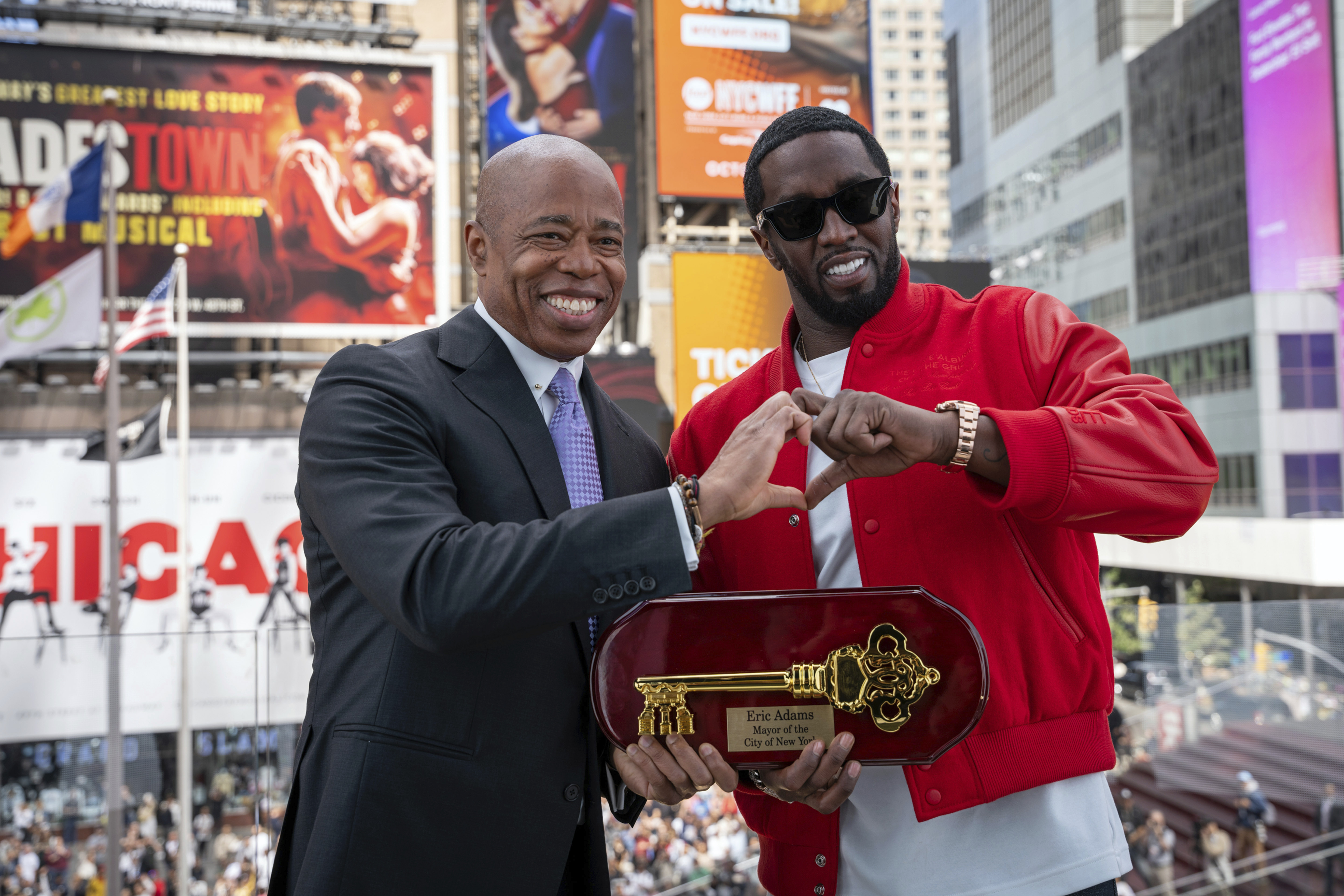 Sean ‘Diddy' Combs Given Key To NYC By Mayor Eric Adams During Times ...