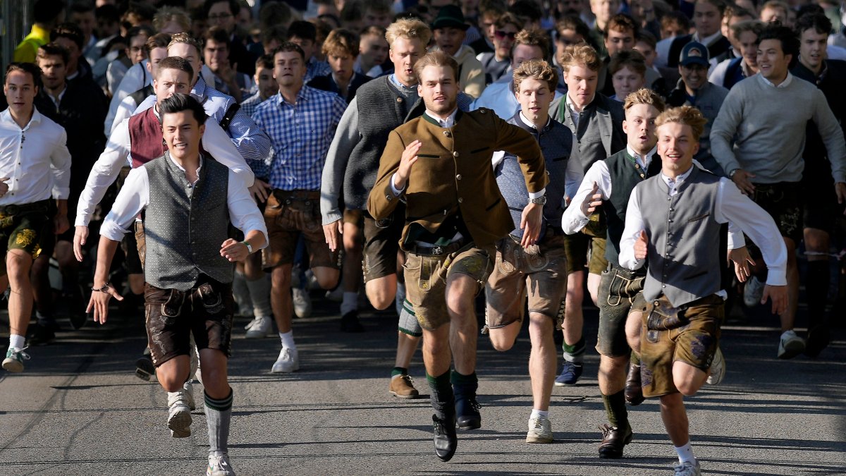 Oktoberfest officially opens in Munich – NBC Chicago - Vimarsana News