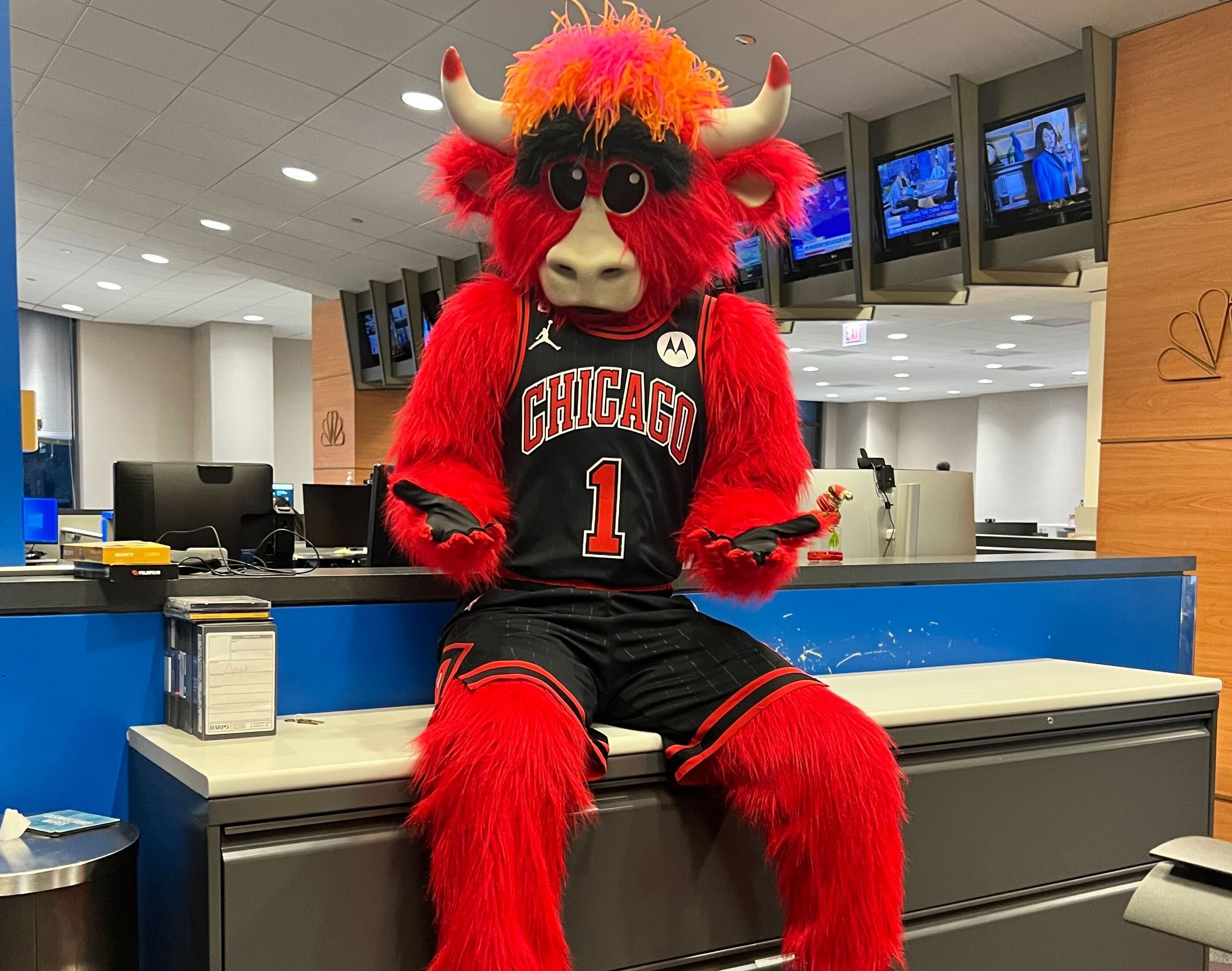 CHICAGO BULL'S MASCOT Benny the Bull IN DROP OFFS