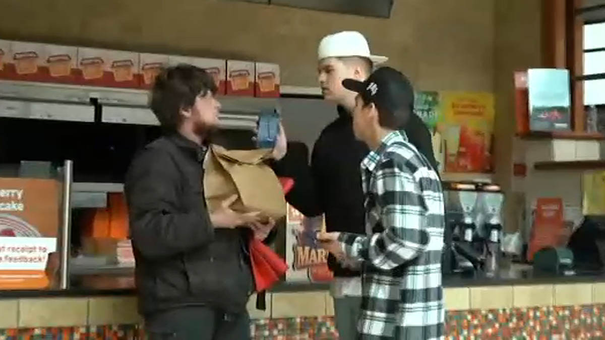 Video shows encounter between YouTube prankster and food delivery