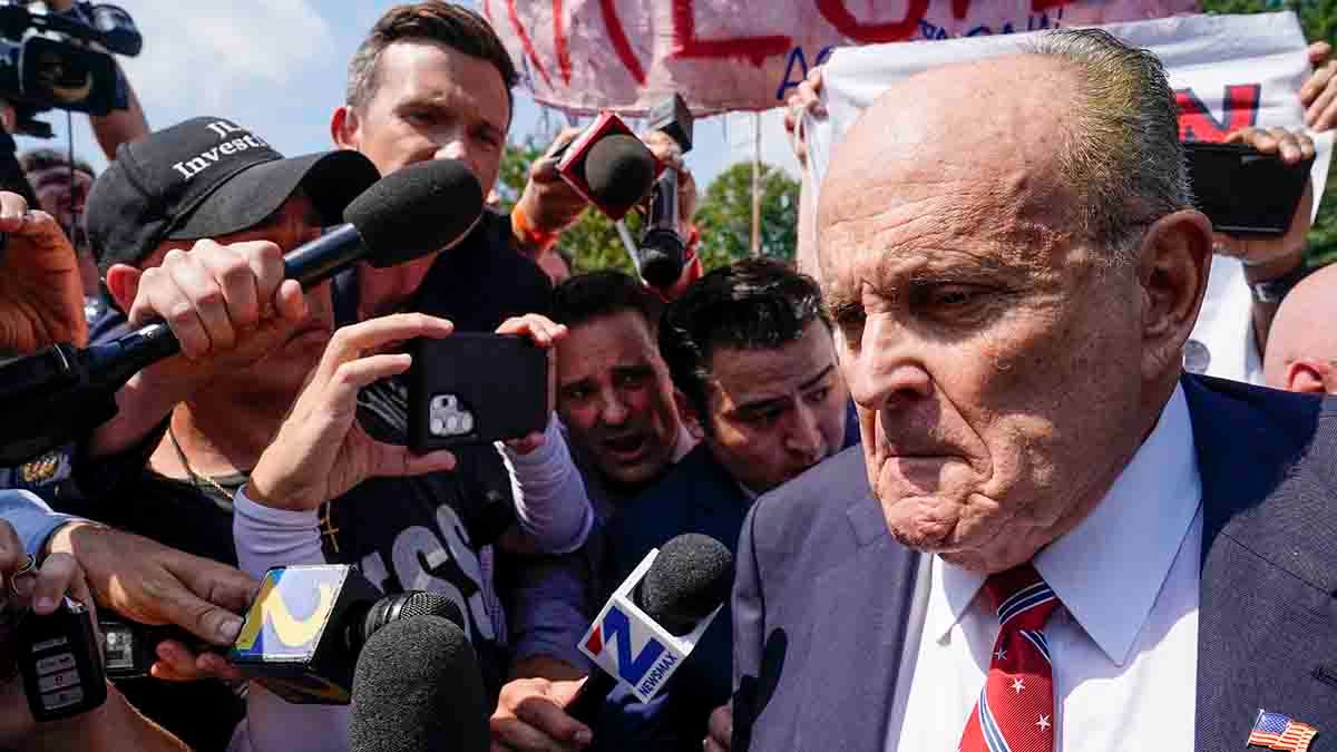 Rudy Giuliani pleads not guilty to charges in Georgia election case – NBC Chicago - Vimarsana News
