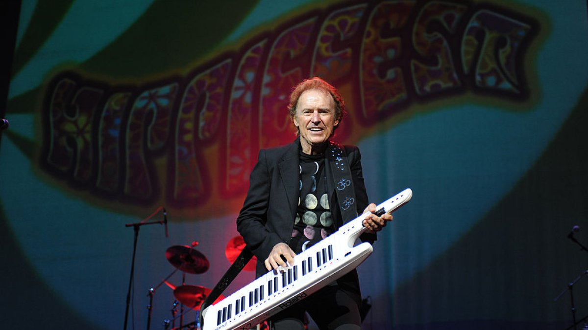Gary Wright, singer of 'Dream Weaver' and other '70s hits, dies at 80 – NBC Chicago - Vimarsana News