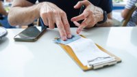 Chicago takes another step toward raising subminimum wage for tipped workers