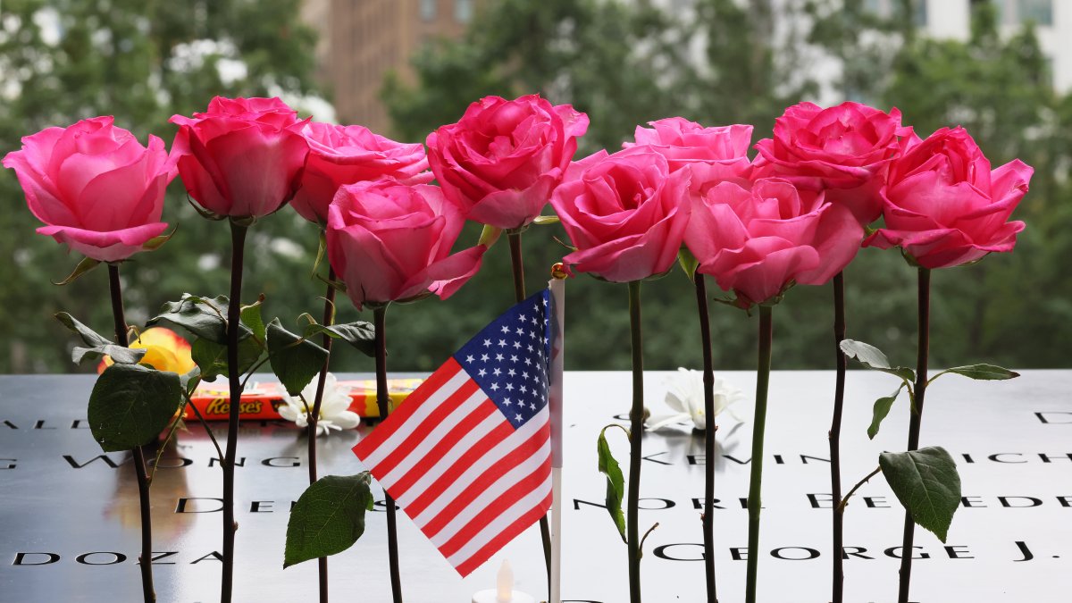 Chicago-area communities hold 9/11 memorials, remembrance ceremonies Chicago-area communities hold 9/11 memorials, remembrance ceremonies