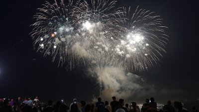 Navy Pier fireworks to kick off Fourth of July celebrations