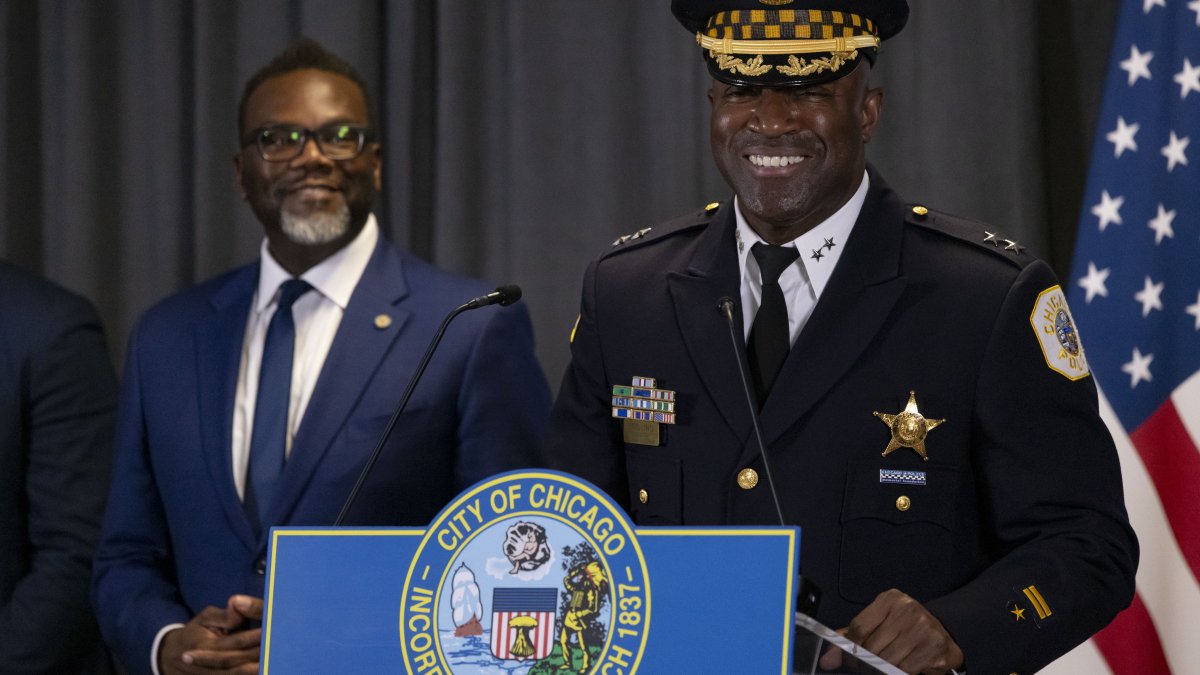 芝加哥有一位新的警察首长。市议会选举了前反恐部门负责人