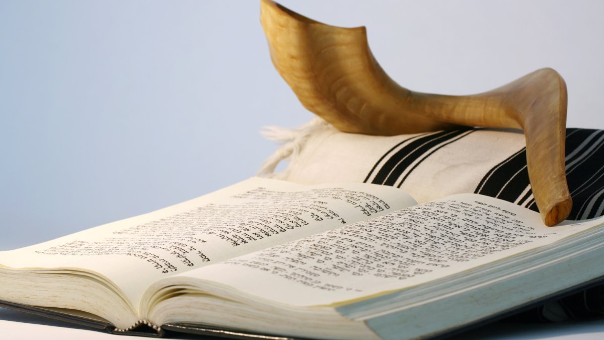 What time does Yom Kippur start in Chicago? Here’s what to know NBC
