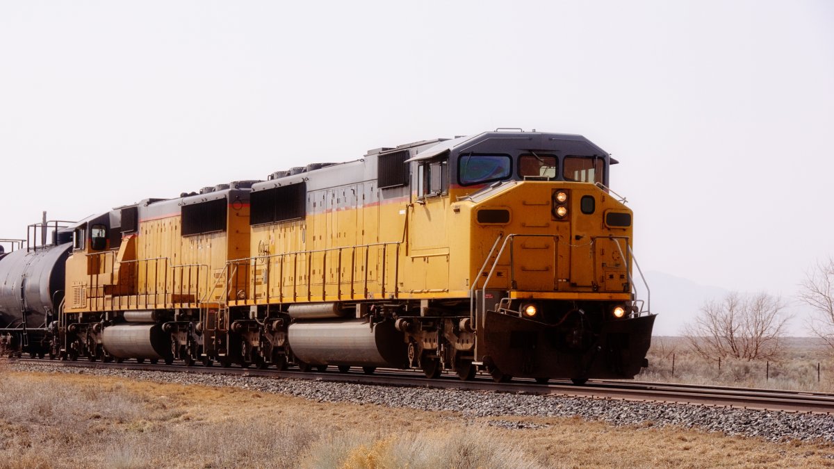 Explosion at Union Pacific's Bailey Yard in Nebraska forces evacuations due to toxic smoke – NBC Chicago - Vimarsana News