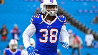 ORCHARD PARK, NY – DECEMBER 24:  Sergio Brown #38 of the Buffalo Bills jogs on the field prior to the game against the Miami Dolphins at New Era Field on December 24, 2016 in Orchard Park, New York. The Miami Dolphins defeated the Buffalo Bills 34-31 in overtime. (Photo by Rich Barnes/Getty Images)