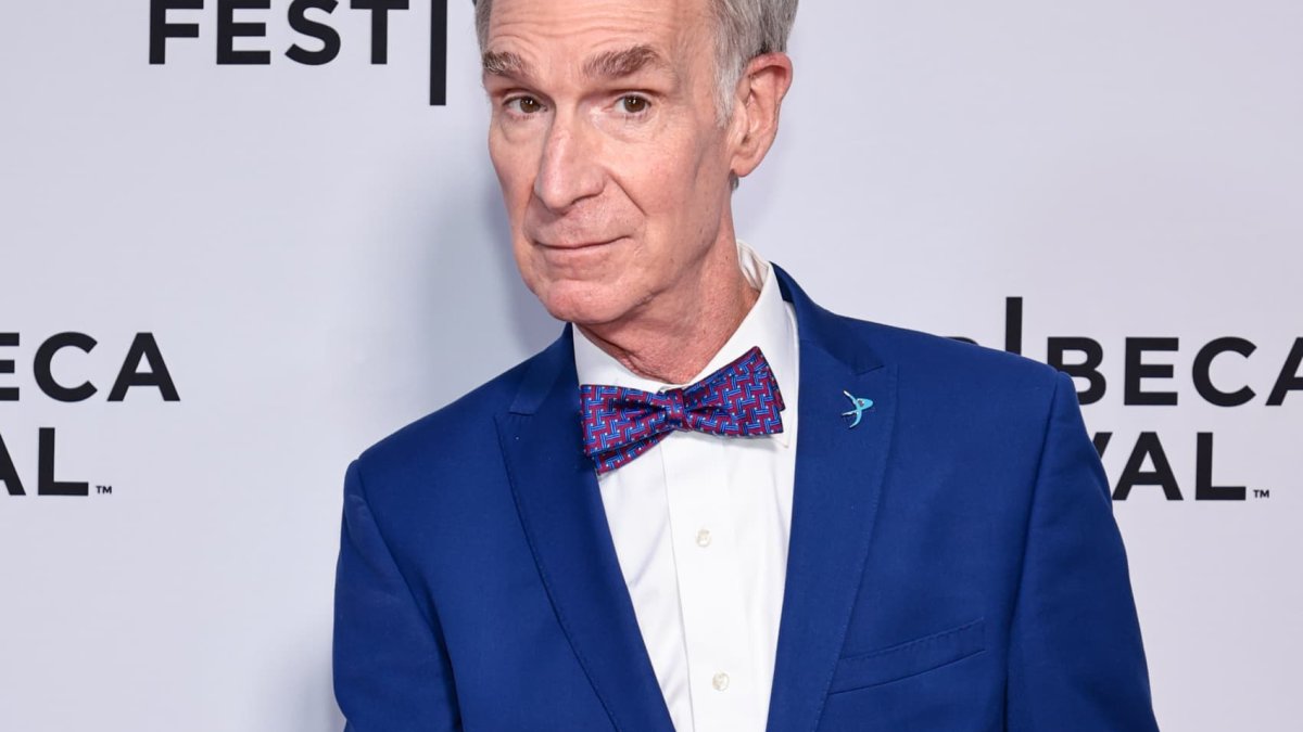 How Bill Nye, 'The Science Guy' educated Google Bard on how AI can help save the world – NBC Chicago - Vimarsana News