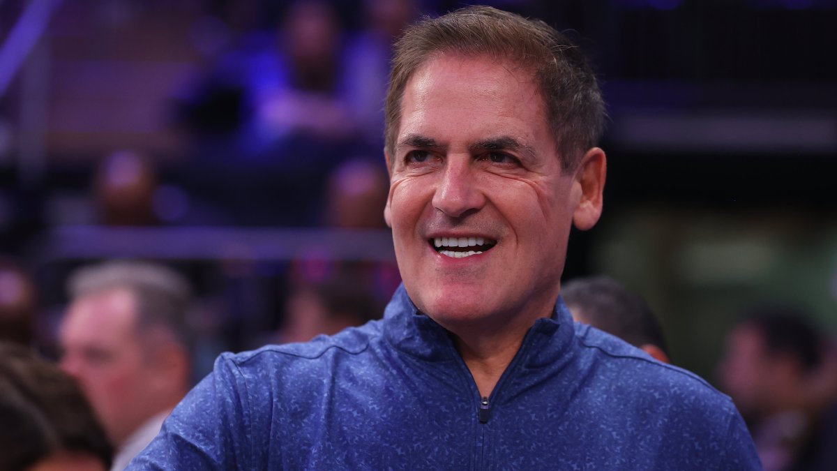 Mark Cuban says he only felt successful for the first time at age 28: My dad 'broke down in tears and started sobbing' – NBC Chicago - Vimarsana News