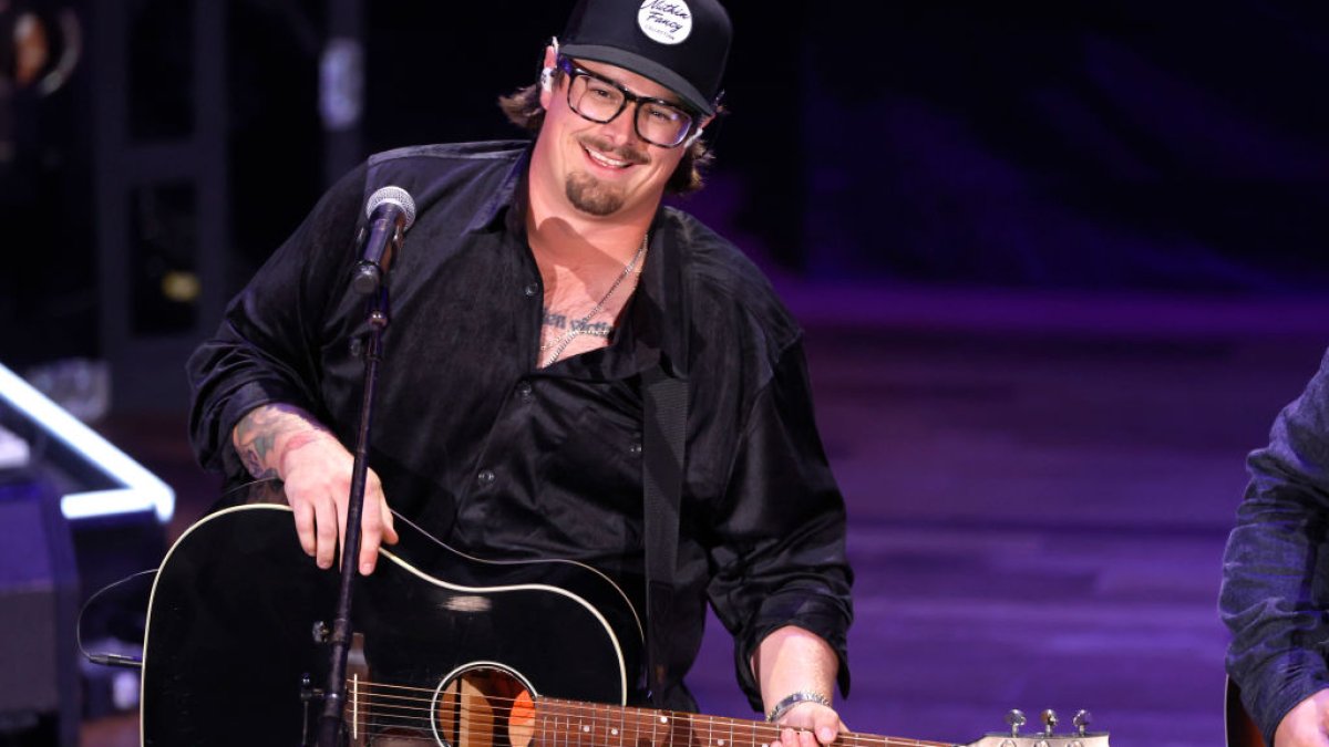 Urgent Update: Your Favorite Country Star Cancels Shows Due To Health Crisis - gdj4oii