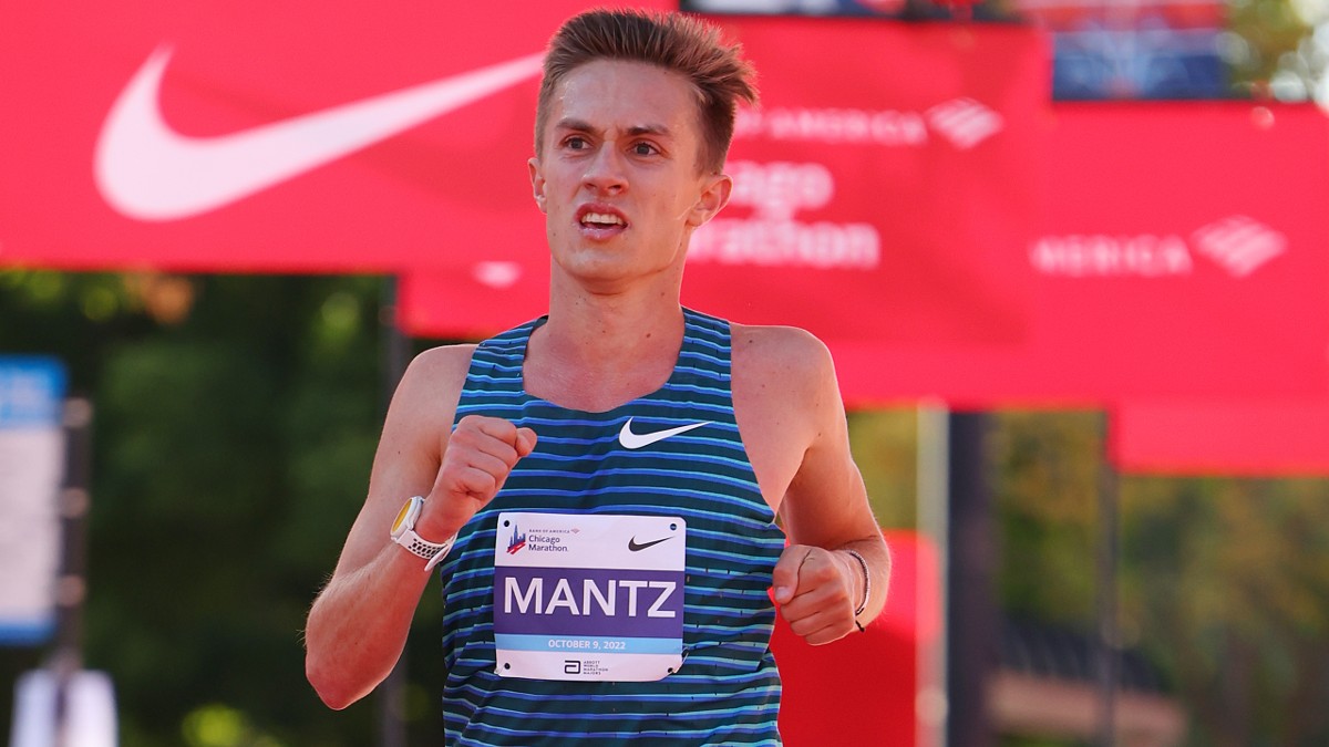 2025 Bank of America Chicago Marathon Elite Runner Connor Mantz NBC