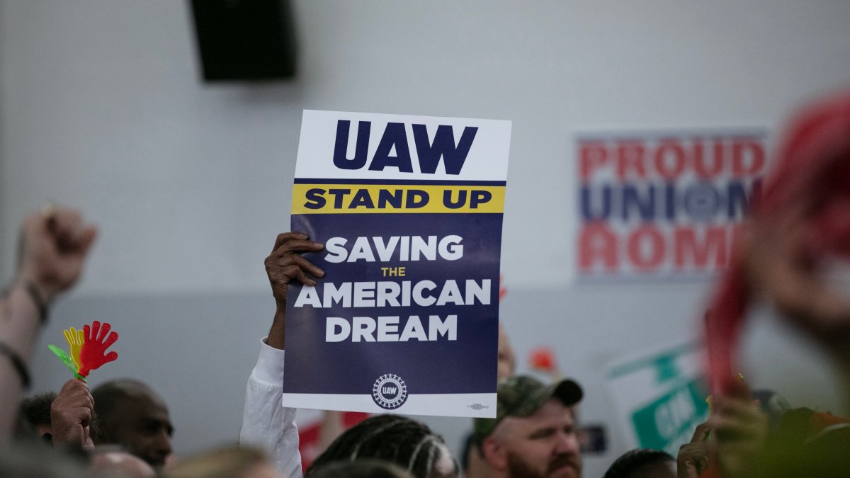 UAW Mack trucks workers reject deal and go on strike – NBC Chicago - Vimarsana News