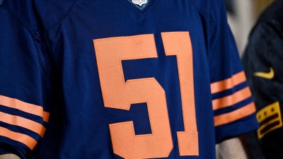 Top 10: Bears who switched jersey numbers