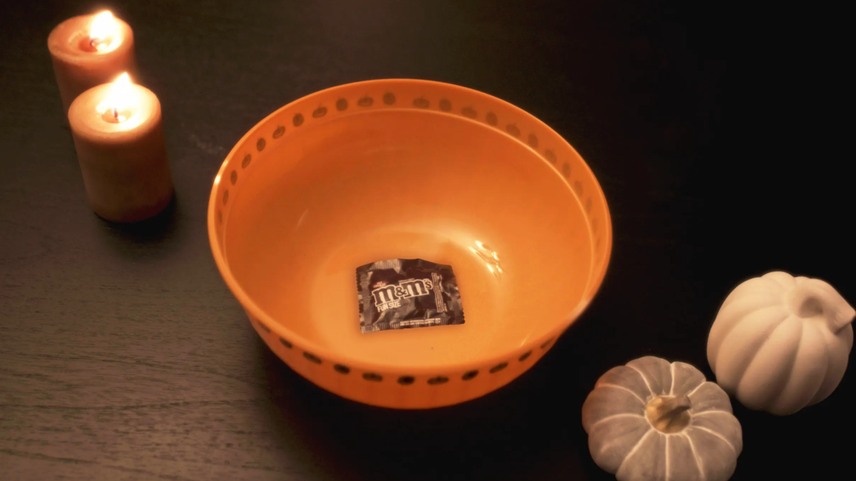 M&M's will deliver free candy if you run out on Halloween – NBC Chicago - Vimarsana News