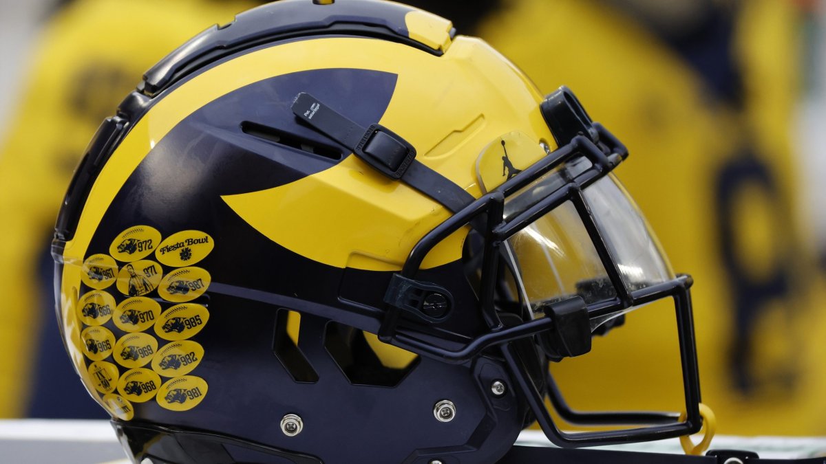 Big Ten Bowl Game Tracker Michigan Makes Rose Bowl Ohio State Reaches big-ten-bowl-game-tracker-michigan-makes-rose-bowl-ohio-state-reaches